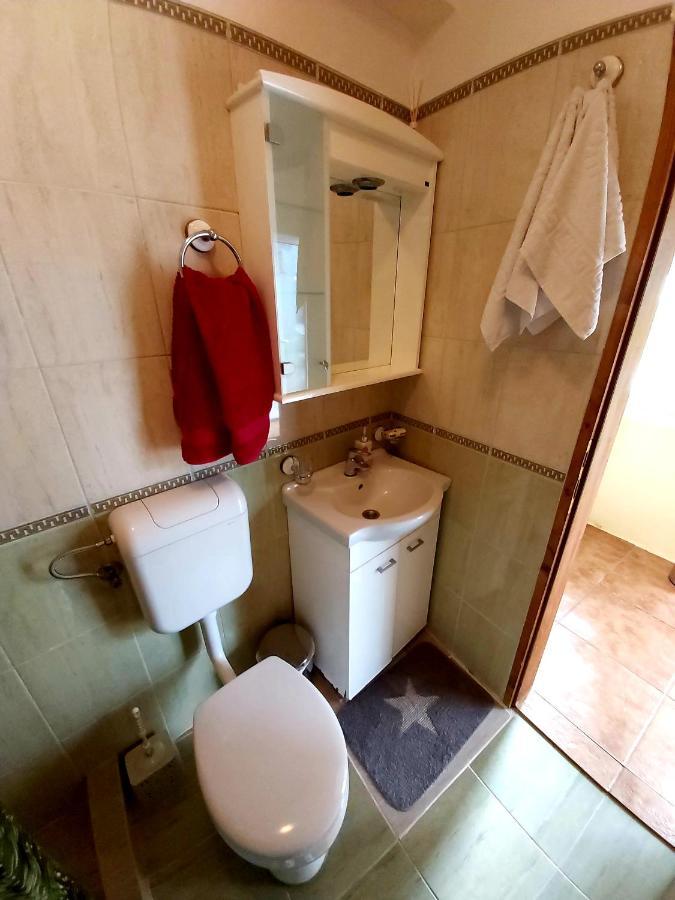 Risan Center Apartment Luaran gambar