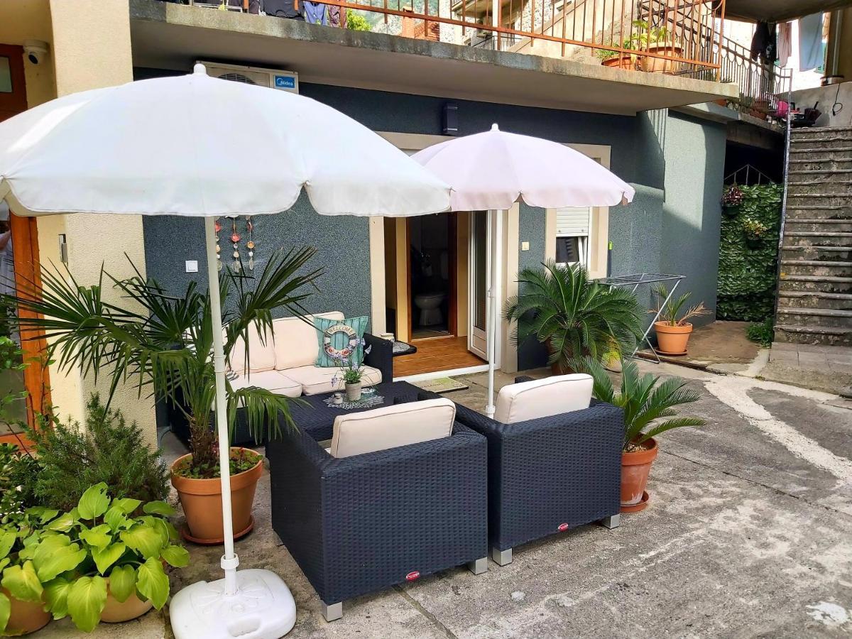 Risan Center Apartment Luaran gambar